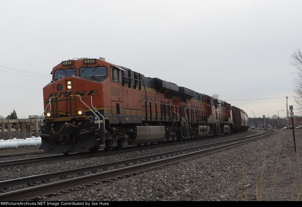 BNSF 6924 West